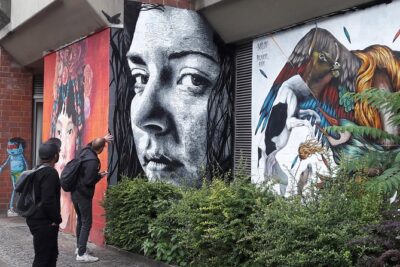 Berlin Street Art Walking Tour - Off The Grid - The walk itself: neighborhoods, a gallery stop, and a snack break