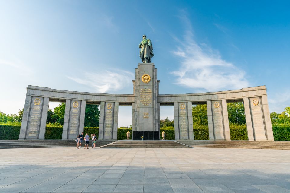 Berlin: Third Reich and Cold War 2 Hour Walking Tour - Who this tour fits best (and who should reconsider)