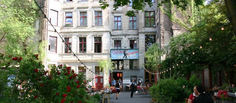 Berlin: Top Secret Berlin Guided Bike Tour - Bike setup, e-bikes, and luggage: what matters on a 3-hour ride