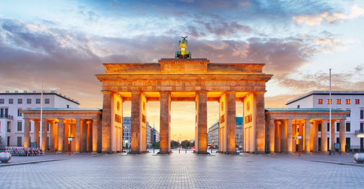 Berlin: Walking Tour of the Top 10 Sightseeing Attractions - Holocaust Memorial: Meeting a Weighty Site with Straight Talk