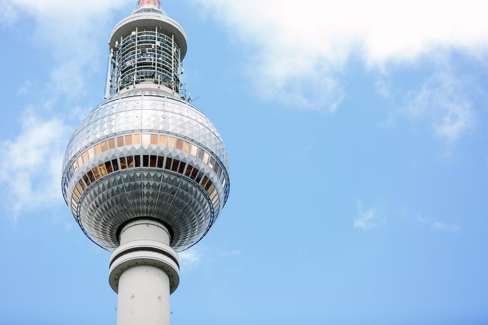 Best of Berlin E-Bike Tour - Starting at Alexanderplatz: bikes, helmets, and what to expect
