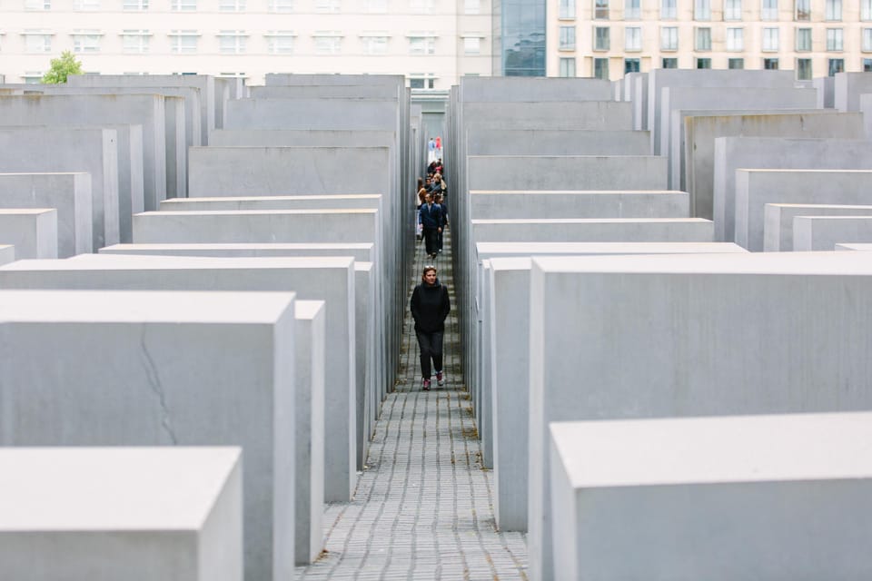 Best of Berlin E-Bike Tour - Guides, personalities, and the kind of group day this is