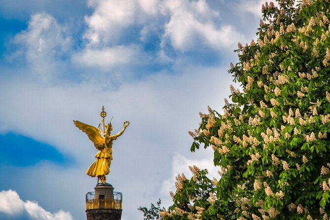 Best of Berlin HopOn HopOff Tour - How the City Circle Route Helps You Read Berlin Like a Map