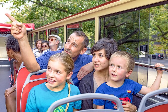 Big Bus Berlin Hop-On Hop-Off Sightseeing Tour & Currywurst - Two routes that cover the city’s “must-see” geometry