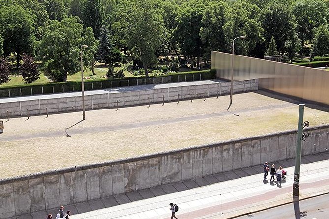 East Berlin and the Berlin Wall 2-Hour Walking Tour - Seeing the oldest Wall relics: the GDR watch tower and Ackerstraße
