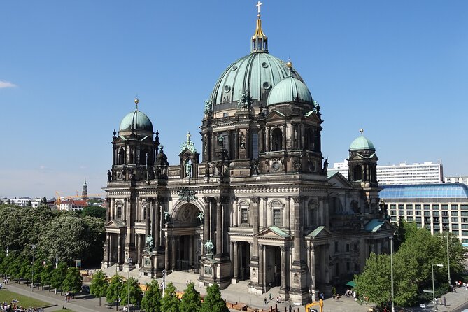 Explore Berlin History and Highlights Sightseeing Walking Tour - Price and logistics: what your $32.58 really buys
