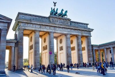 Explore Berlin History and Highlights Sightseeing Walking Tour - Start at Wurst :-) and get oriented fast