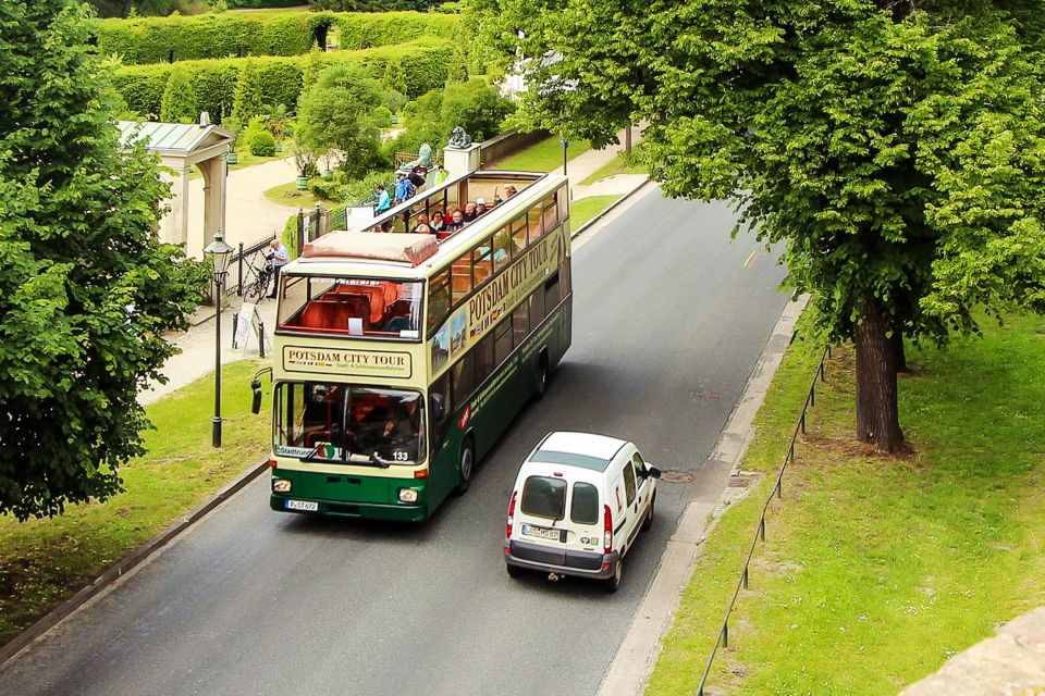 Potsdam: City and Castles Tour - How the Audio Guide and German Live Commentary Work