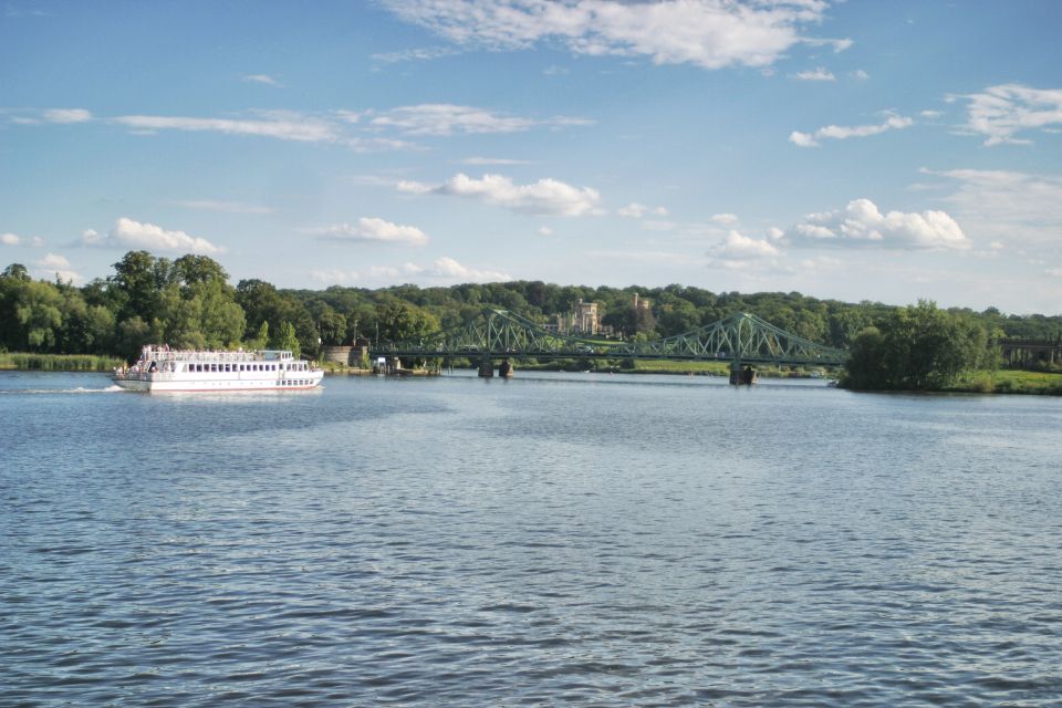 Potsdam: Palace Tour by Boat - Enter Potsdam by water, not by foot