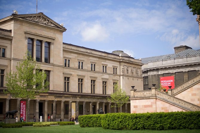 Private Berlin: Iconic Sights and Hidden Gems Walking Tour - Brandenburg Gate at Pariser Platz: More Than a Big Photo