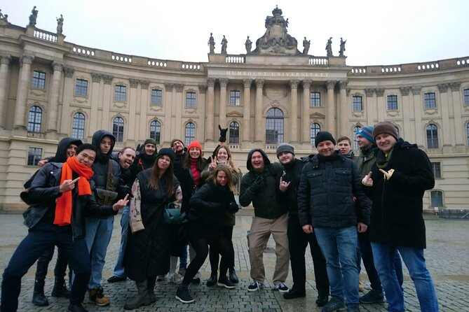 Rude Bastards tour of Berlin (CYHIT) - Brandenburg Gate: the symbol and the story you need