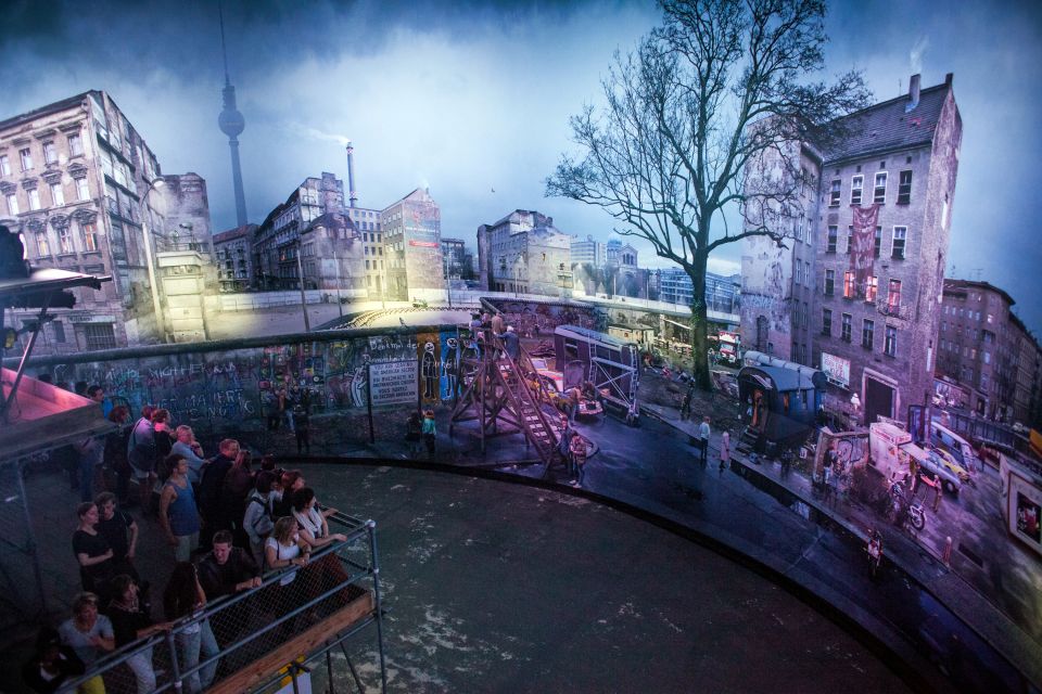 THE WALL: asisi Panorama Berlin Ticket - Artist Context Matters: Yadegar Asisi’s Documentary and the How-It-Got-Made Story