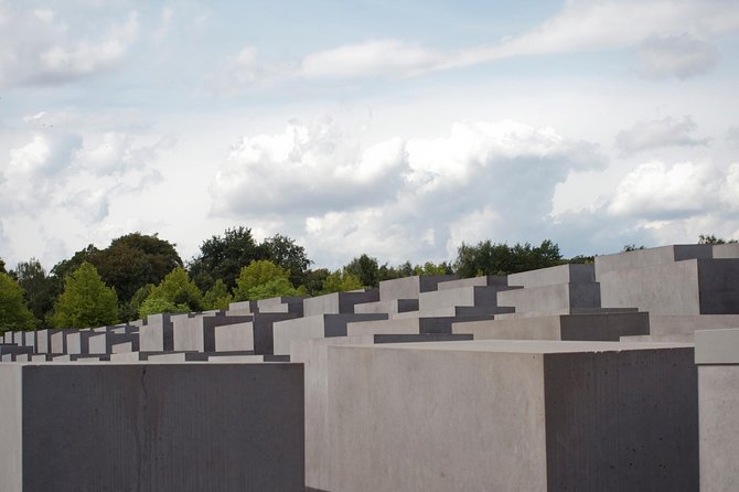 Third Reich Berlin: Hitler and WWII Walking Tour - Soviet Memorial in Tiergarten: The Cost Behind the Victory